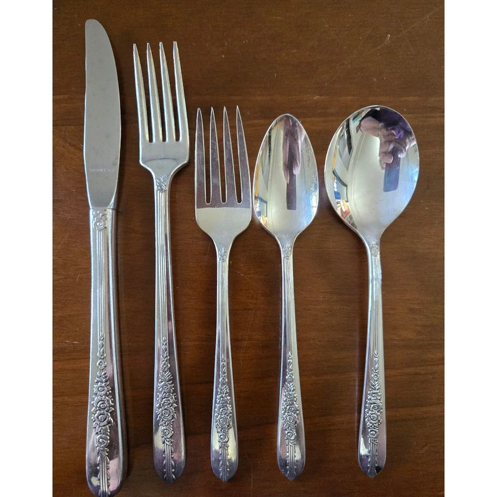 Nobility Plate Royal Rose Silver Plated Flatware Set 5 Piece Place Setting